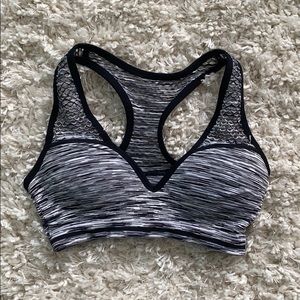 PINK Push-Up Sports Bra